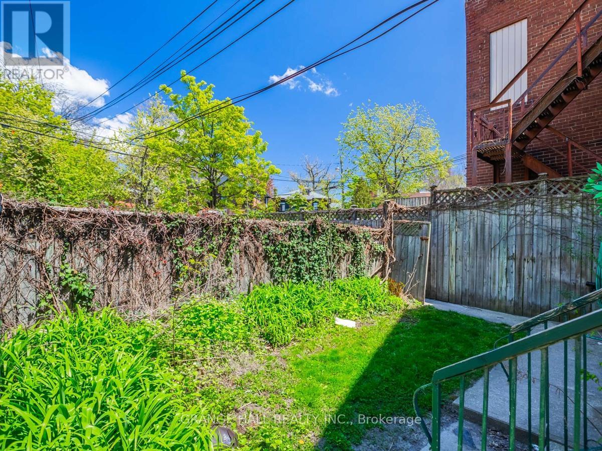 1544 King Street W, Toronto, Ontario  M6K 1J6 - Photo 4 - W12474596