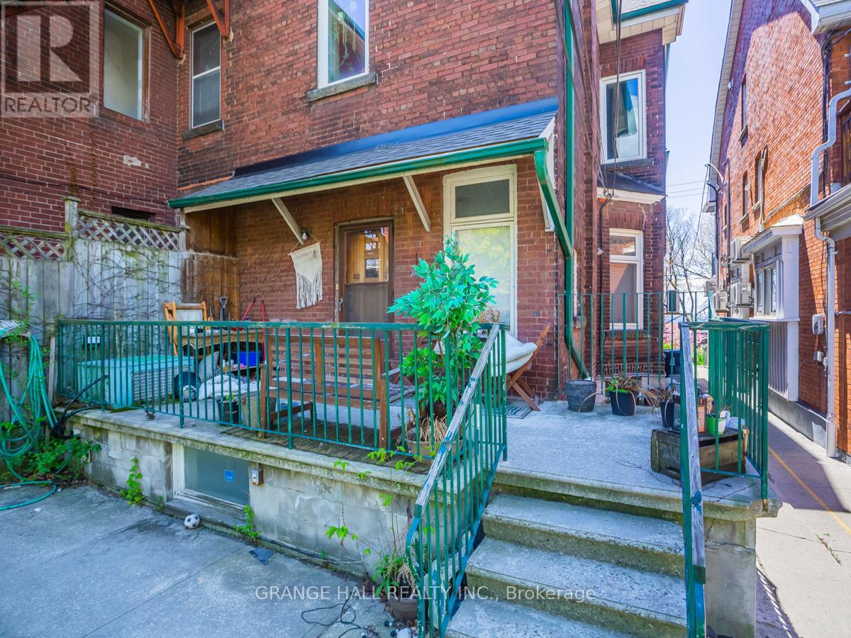 1544 King Street W, Toronto, Ontario  M6K 1J6 - Photo 5 - W12474596