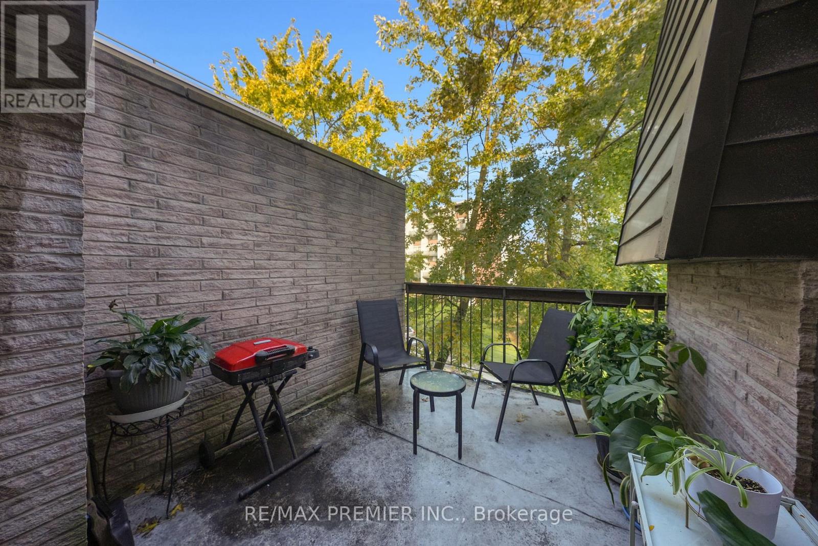 209 - 2095 Roche Court, Mississauga, Ontario  L5K 2C8 - Photo 24 - W12474630