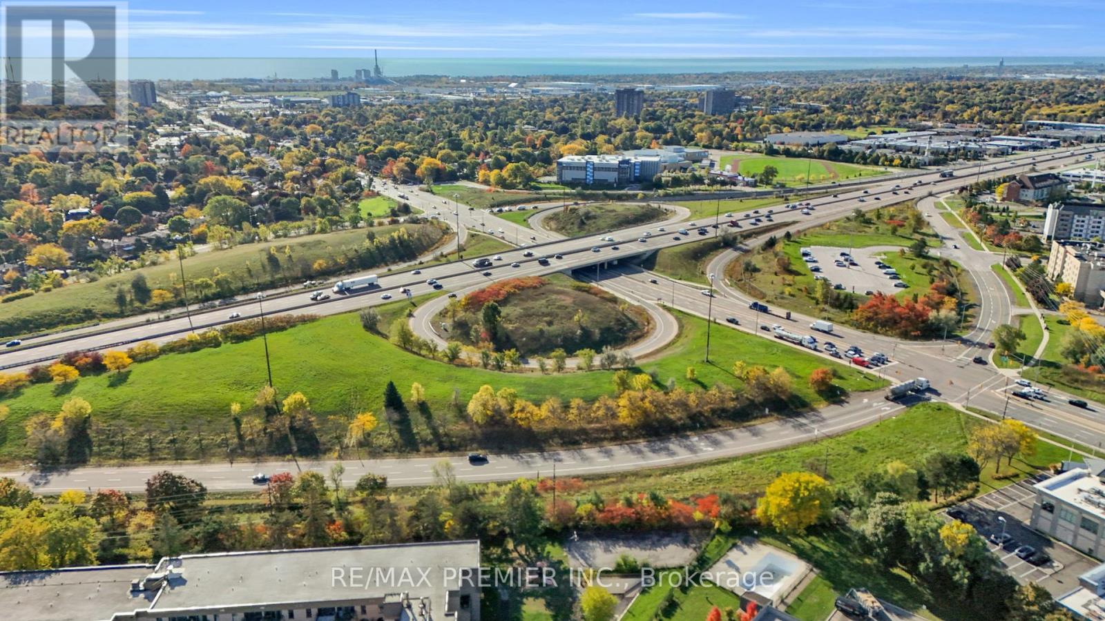 209 - 2095 Roche Court, Mississauga, Ontario  L5K 2C8 - Photo 29 - W12474630