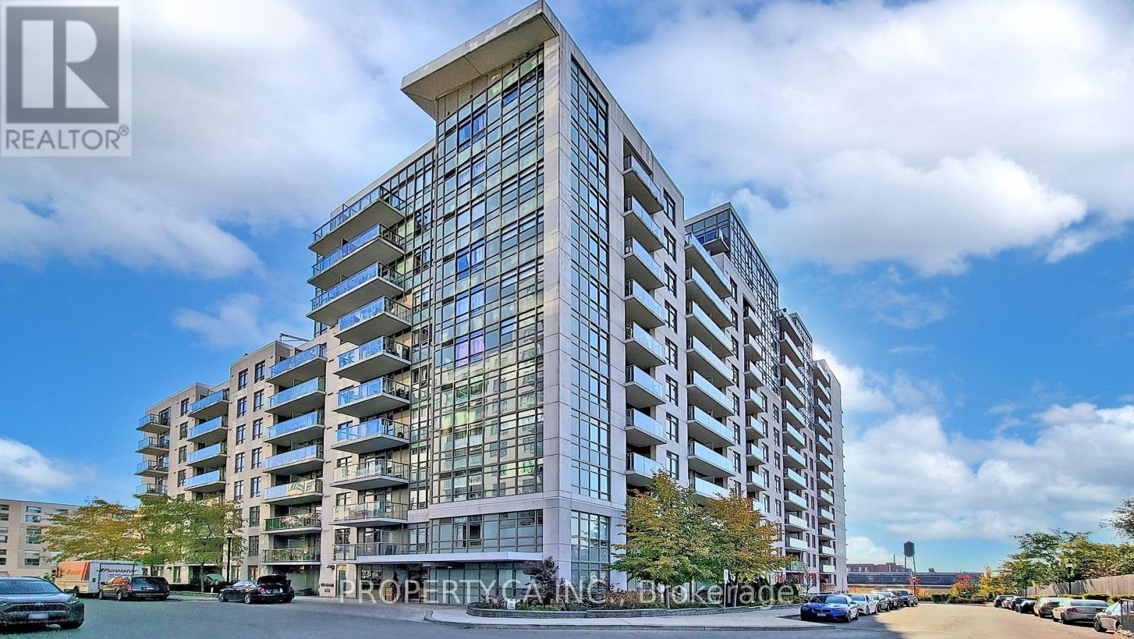 711 - 812 LANSDOWNE AVENUE, Toronto, Ontario