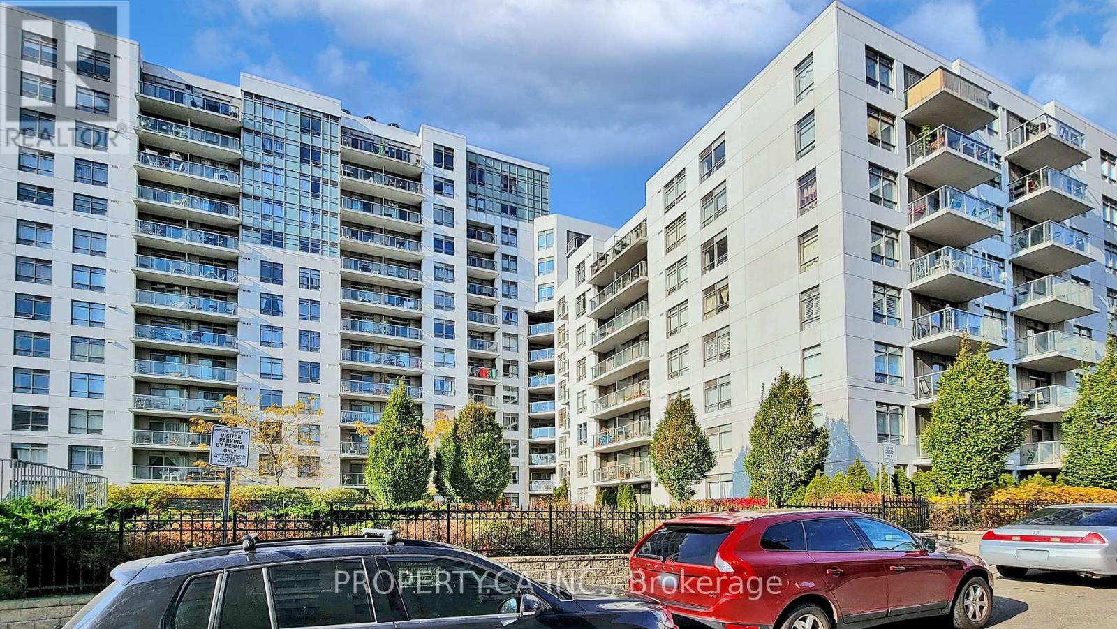 711 - 812 Lansdowne Avenue, Toronto, Ontario  M6H 4K5 - Photo 2 - W12474649