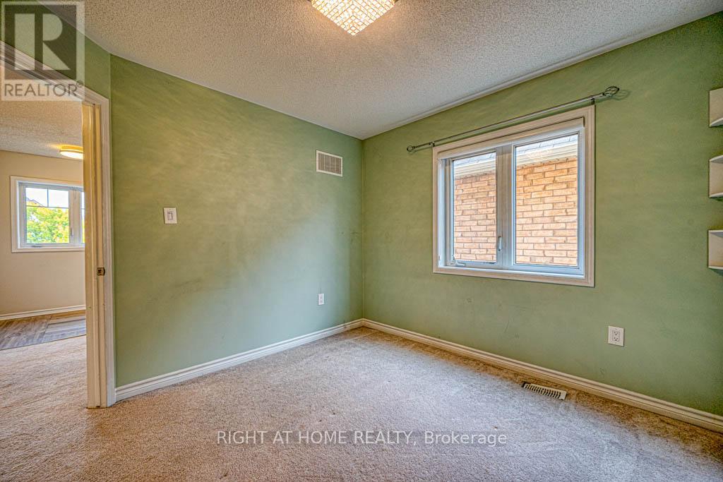 34 Enford Crescent, Brampton, Ontario  L7A 4C7 - Photo 23 - W12474653
