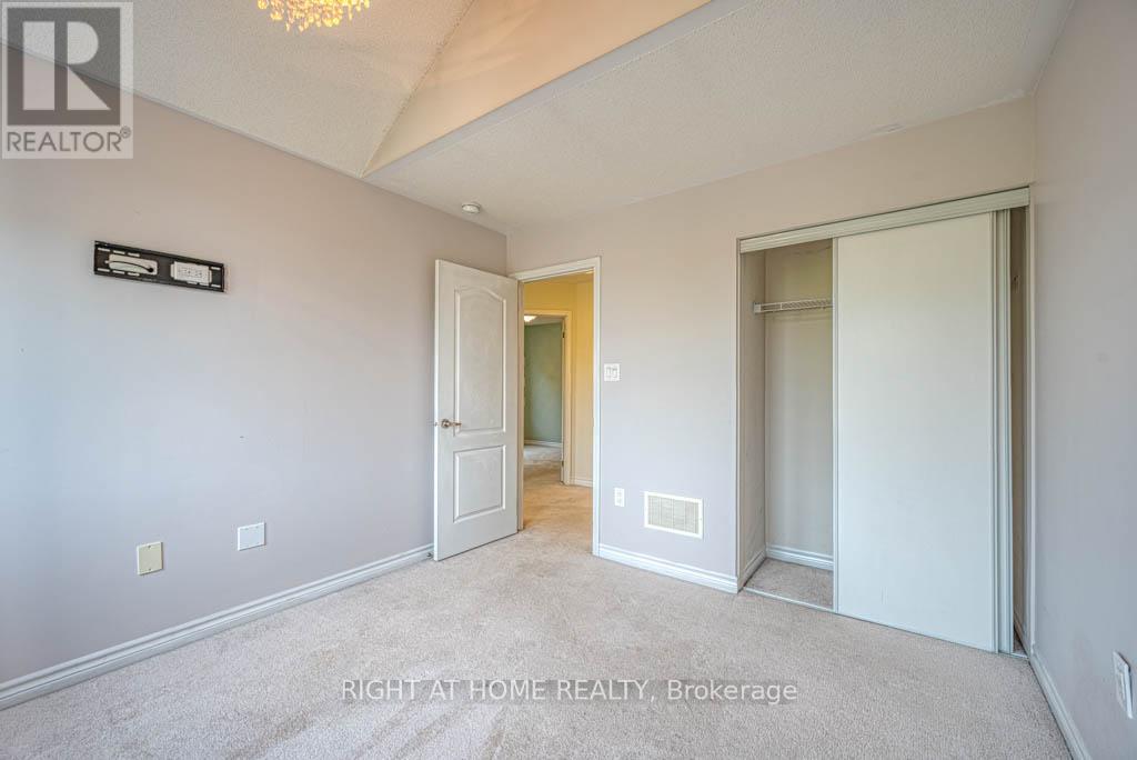 34 Enford Crescent, Brampton, Ontario  L7A 4C7 - Photo 25 - W12474653