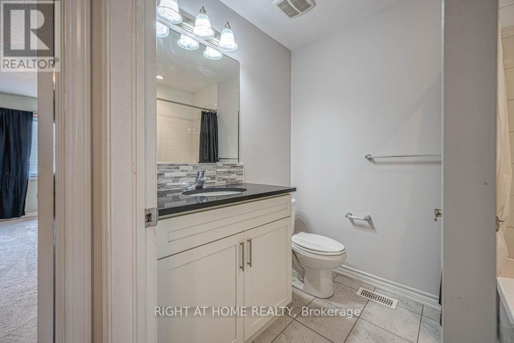 34 Enford Crescent, Brampton, Ontario  L7A 4C7 - Photo 28 - W12474653