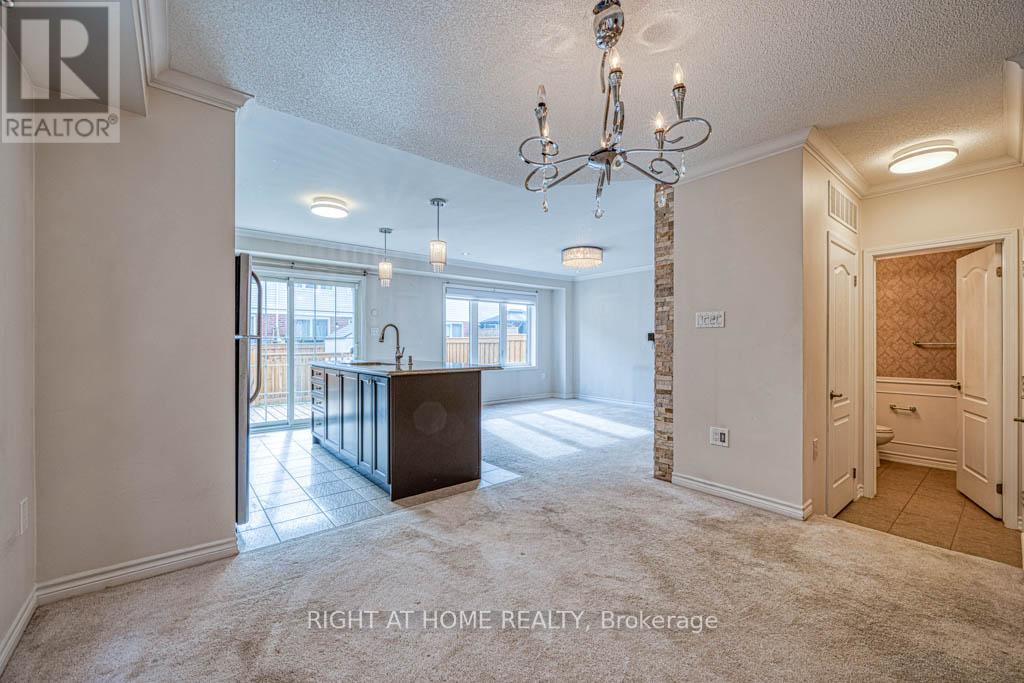 34 Enford Crescent, Brampton, Ontario  L7A 4C7 - Photo 8 - W12474653