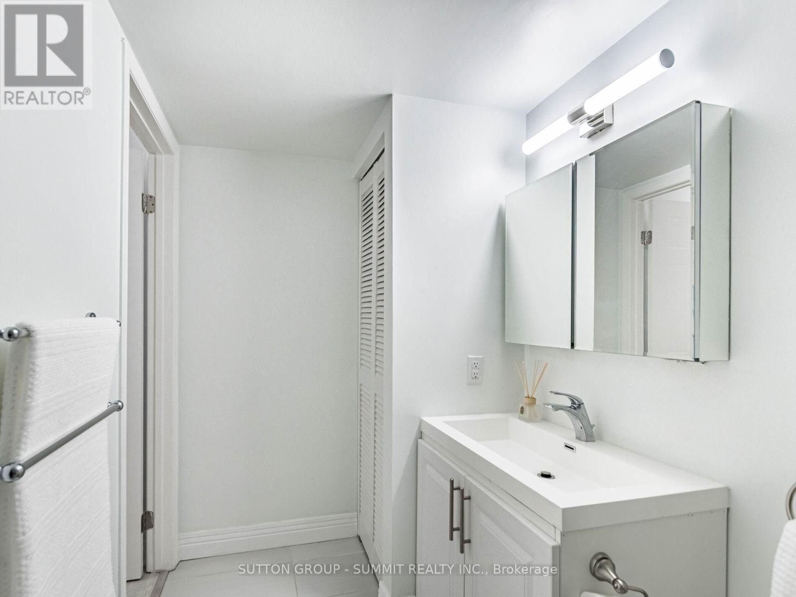 811 - 95 Trailwood Drive, Mississauga, Ontario  L4Z 3L2 - Photo 39 - W12474661