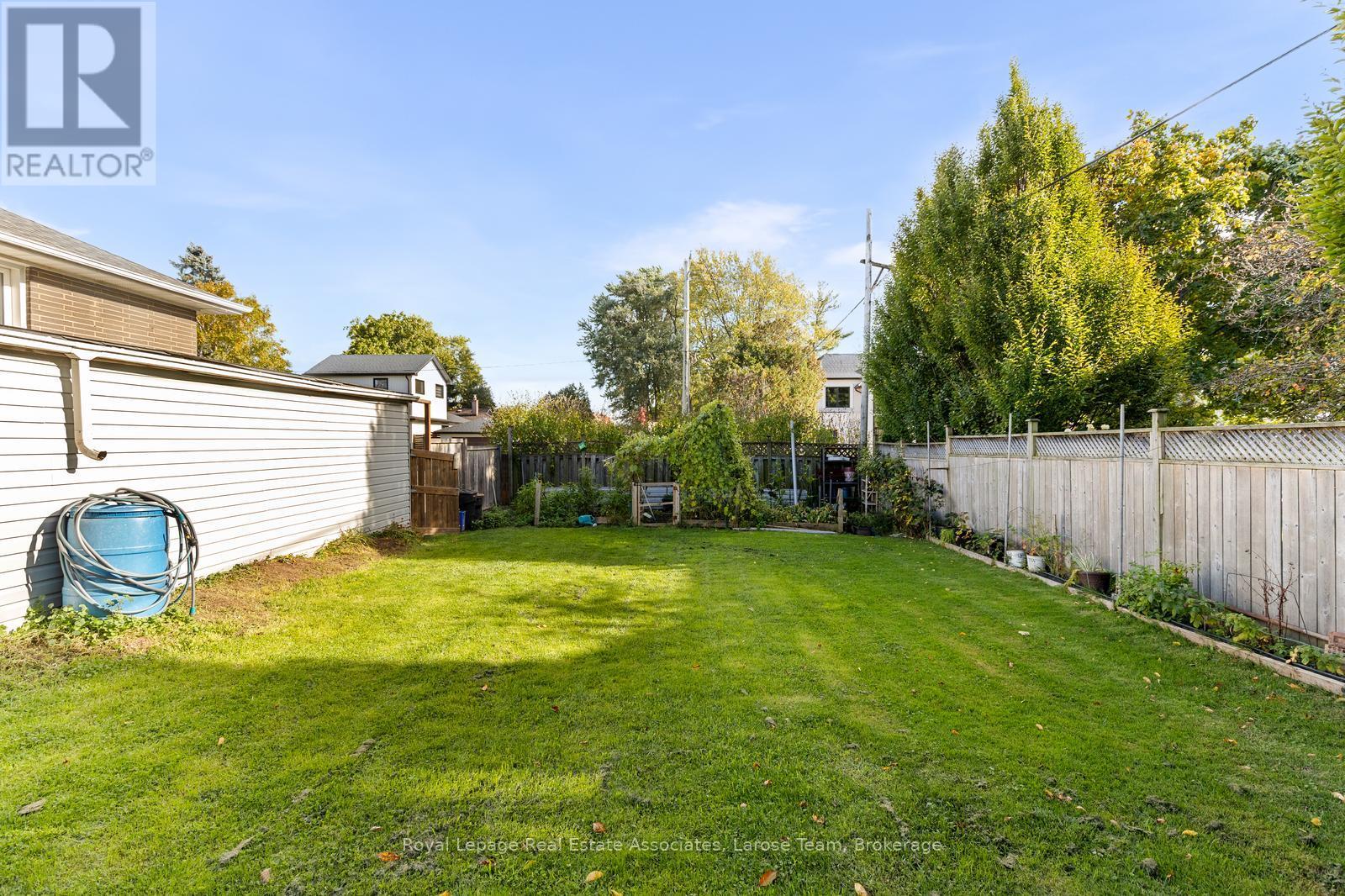 Upper - 453 Brookside Drive, Oakville, Ontario  L6K 1R2 - Photo 27 - W12474679