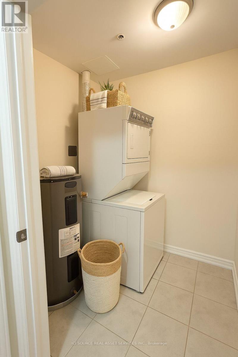 101 - 1360 Costigan Road, Milton, Ontario  L9T 0Y8 - Photo 7 - W12428415