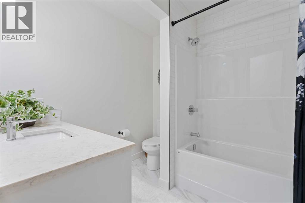14 Cimarron Estates Gardens, Okotoks, Alberta  T1S 0R1 - Photo 41 - A2264669