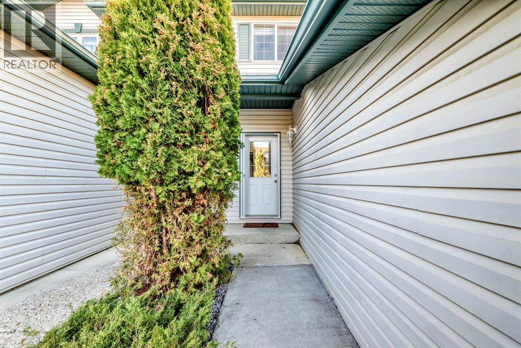 8, 122 Bow Ridge Crescent, Cochrane, Alberta  T4C 1V9 - Photo 5 - A2265241