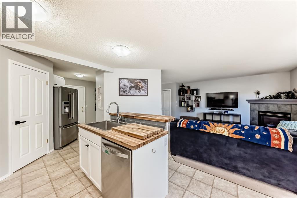 8, 122 Bow Ridge Crescent, Cochrane, Alberta  T4C 1V9 - Photo 7 - A2265241