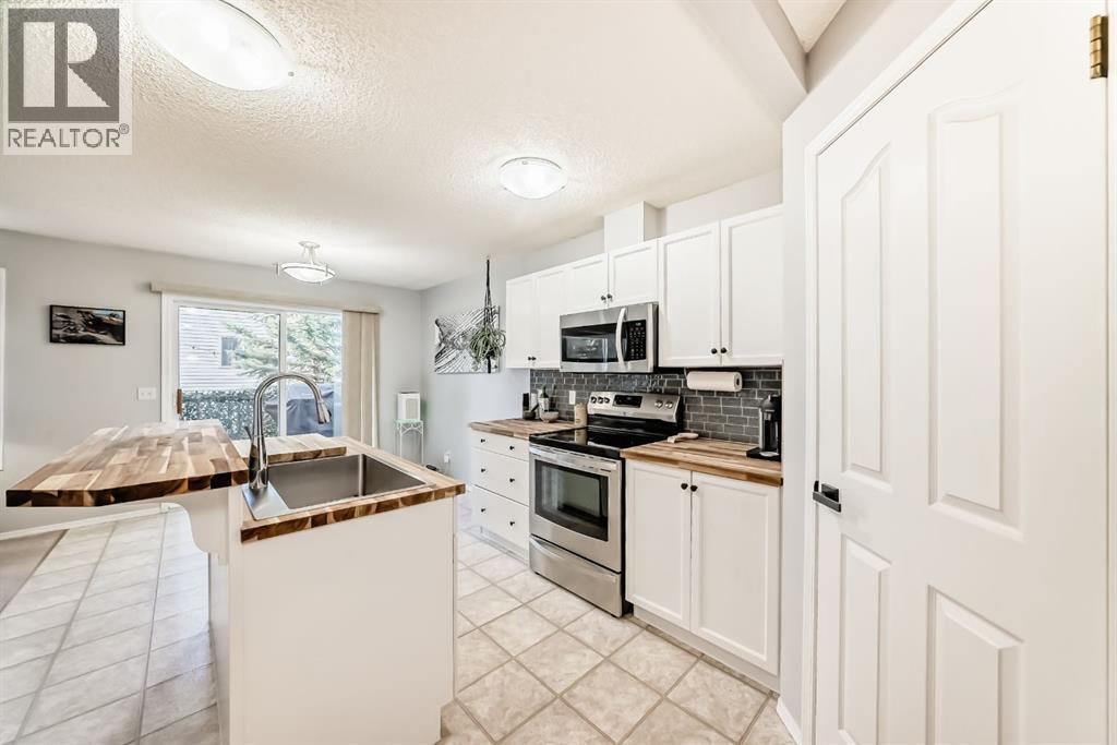 8, 122 Bow Ridge Crescent, Cochrane, Alberta  T4C 1V9 - Photo 11 - A2265241