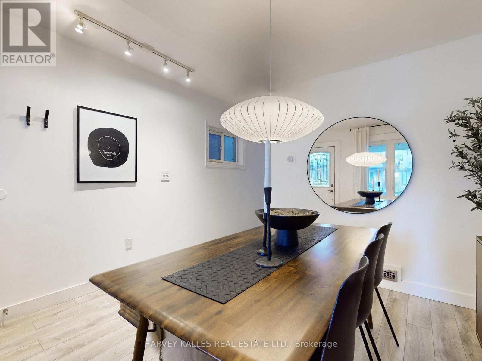 211 Rosemount Avenue, Toronto, Ontario  M6H 2N2 - Photo 15 - W12473973