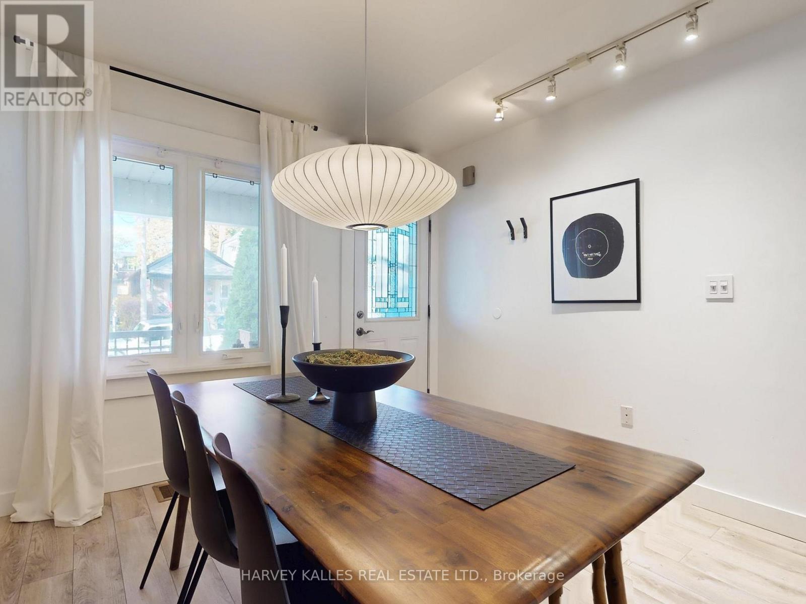 211 Rosemount Avenue, Toronto, Ontario  M6H 2N2 - Photo 14 - W12473973