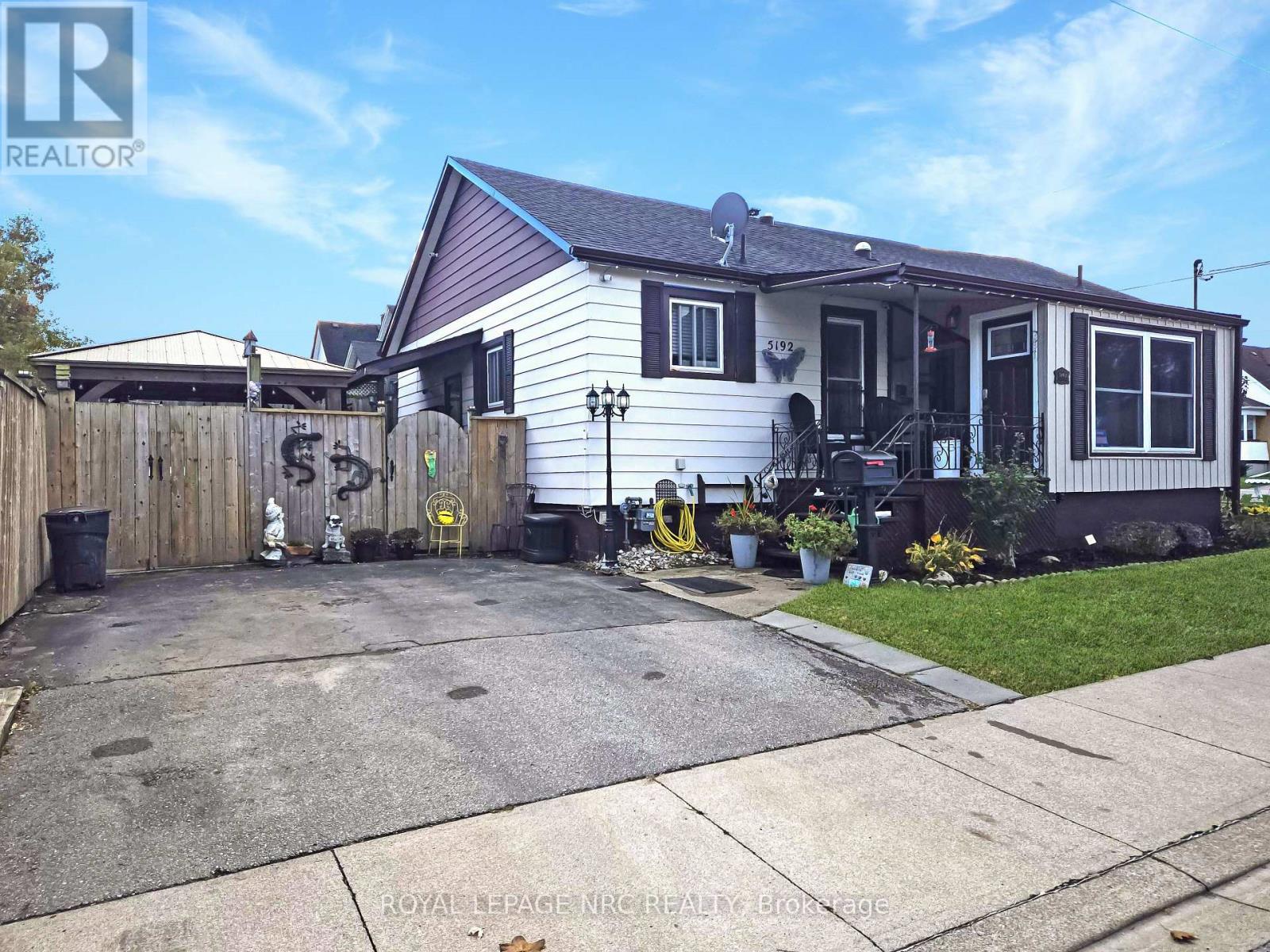 5192 HAMILTON STREET, Niagara Falls, Ontario