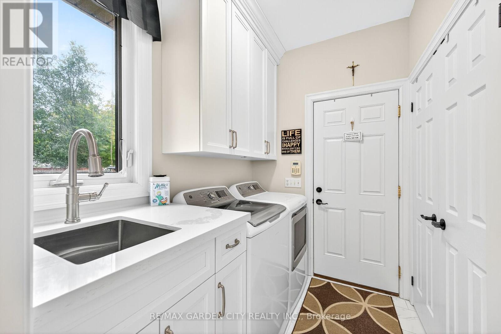 8 Bacon Lane, Pelham, Ontario  L0S 1E4 - Photo 18 - X12474569