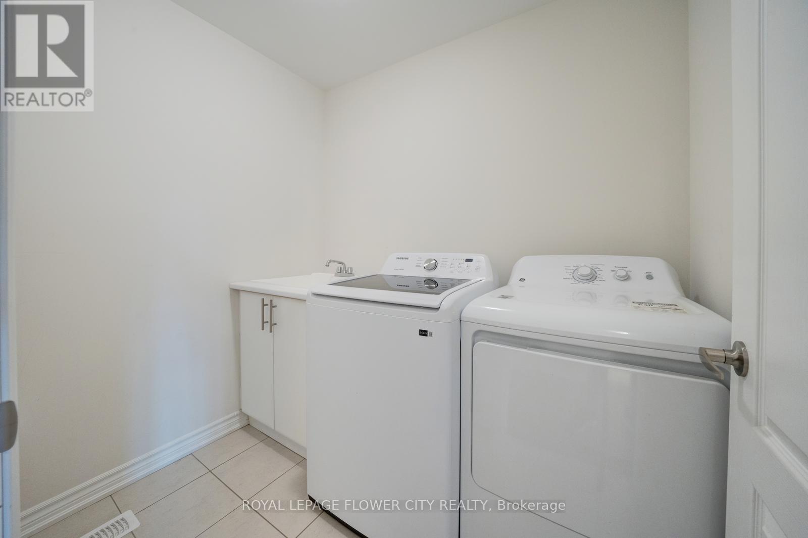 190 Palace Street, Thorold, Ontario  L2V 0N2 - Photo 37 - X12474571