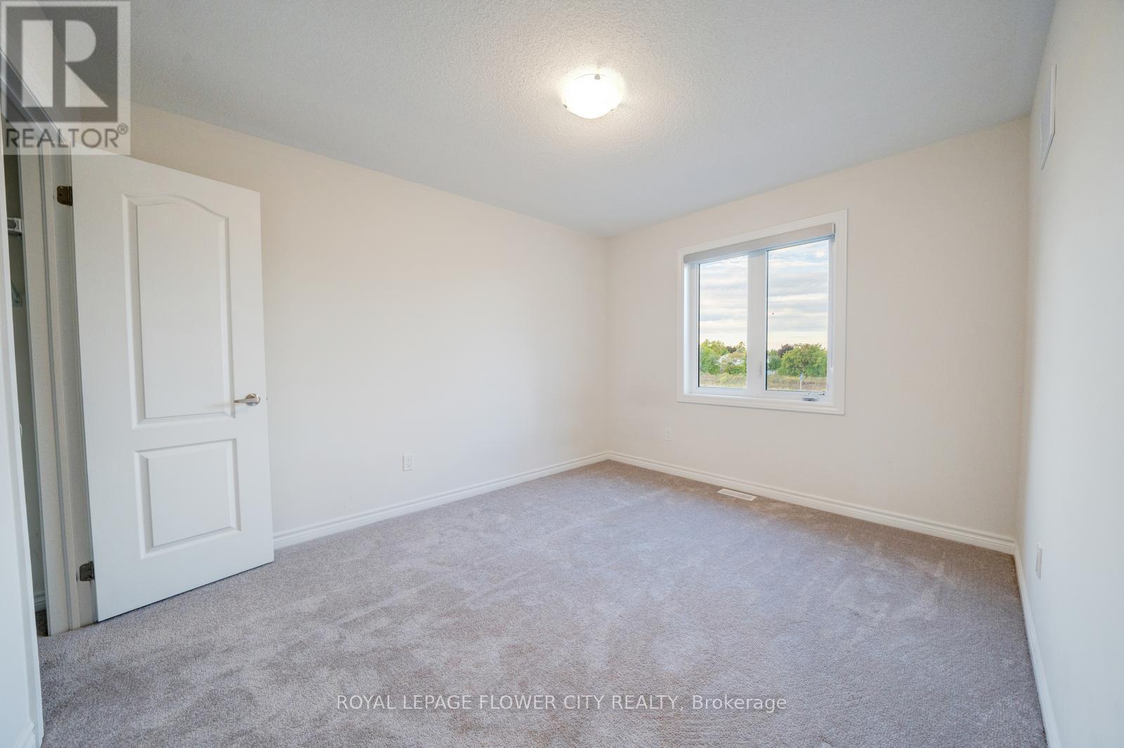 190 Palace Street, Thorold, Ontario  L2V 0N2 - Photo 38 - X12474571
