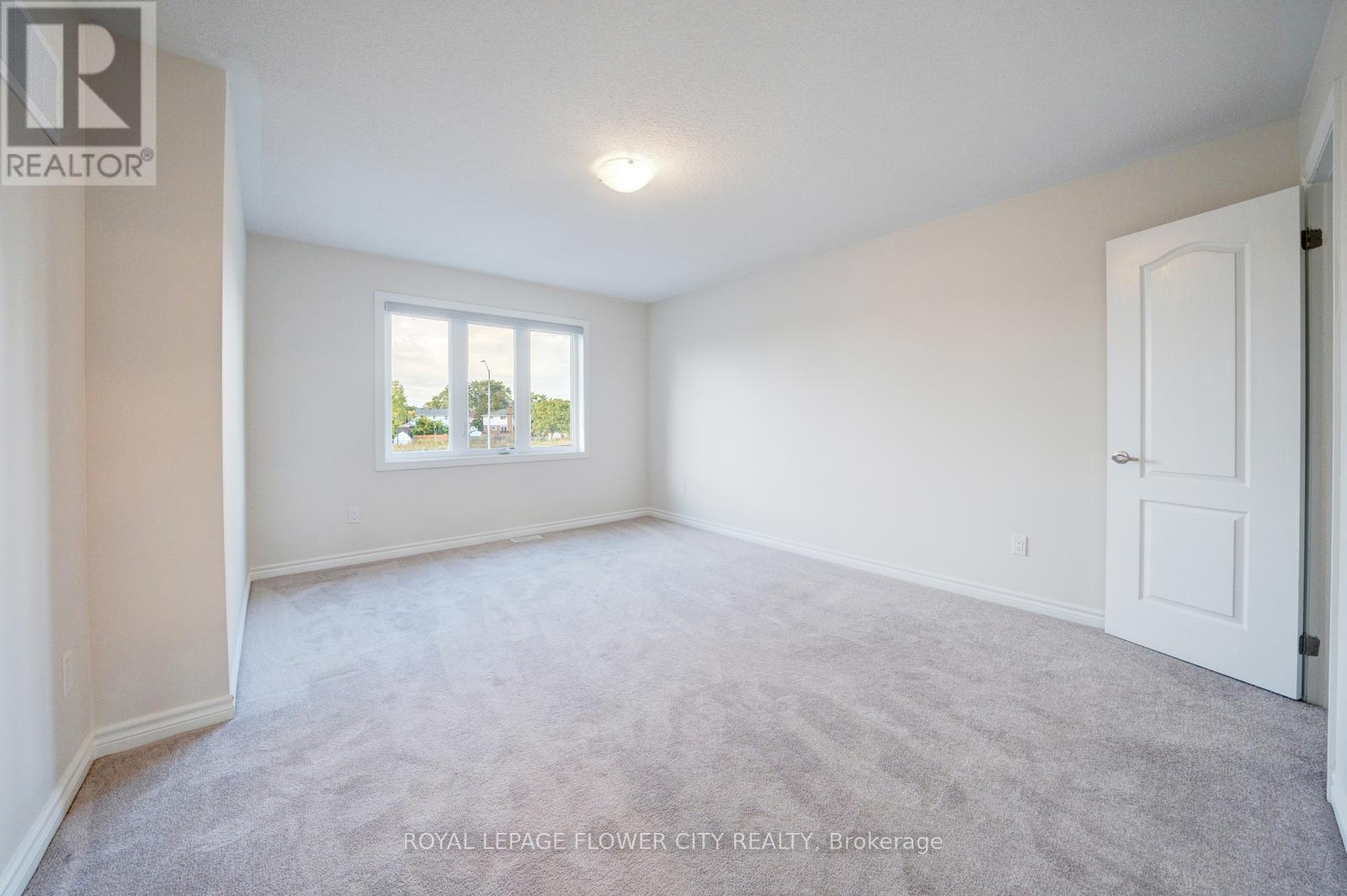 190 Palace Street, Thorold, Ontario  L2V 0N2 - Photo 40 - X12474571
