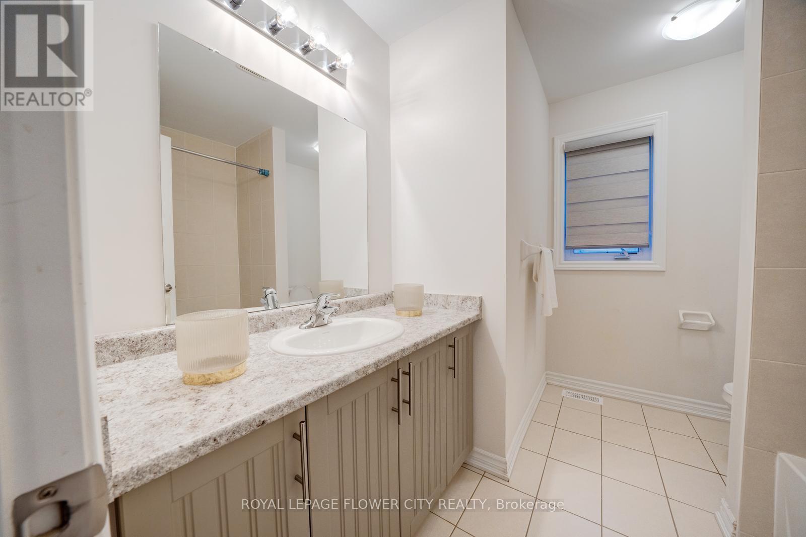 190 Palace Street, Thorold, Ontario  L2V 0N2 - Photo 42 - X12474571