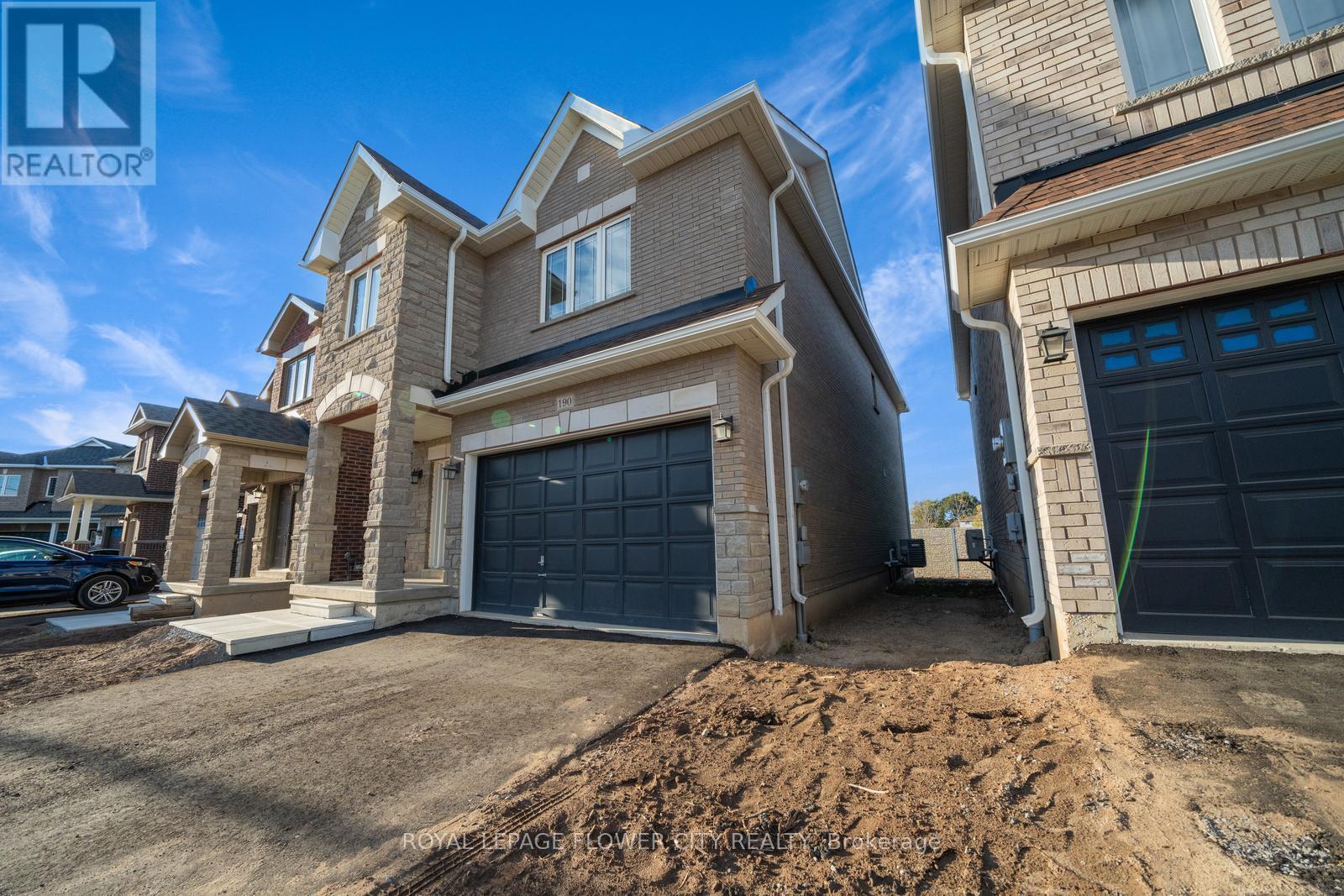 190 Palace Street, Thorold, Ontario  L2V 0N2 - Photo 49 - X12474571