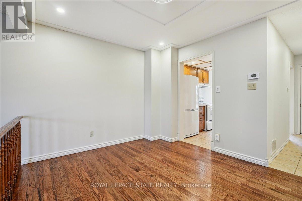 33 - 503 Highway 8, Hamilton, Ontario  L8G 5E2 - Photo 10 - X12474579