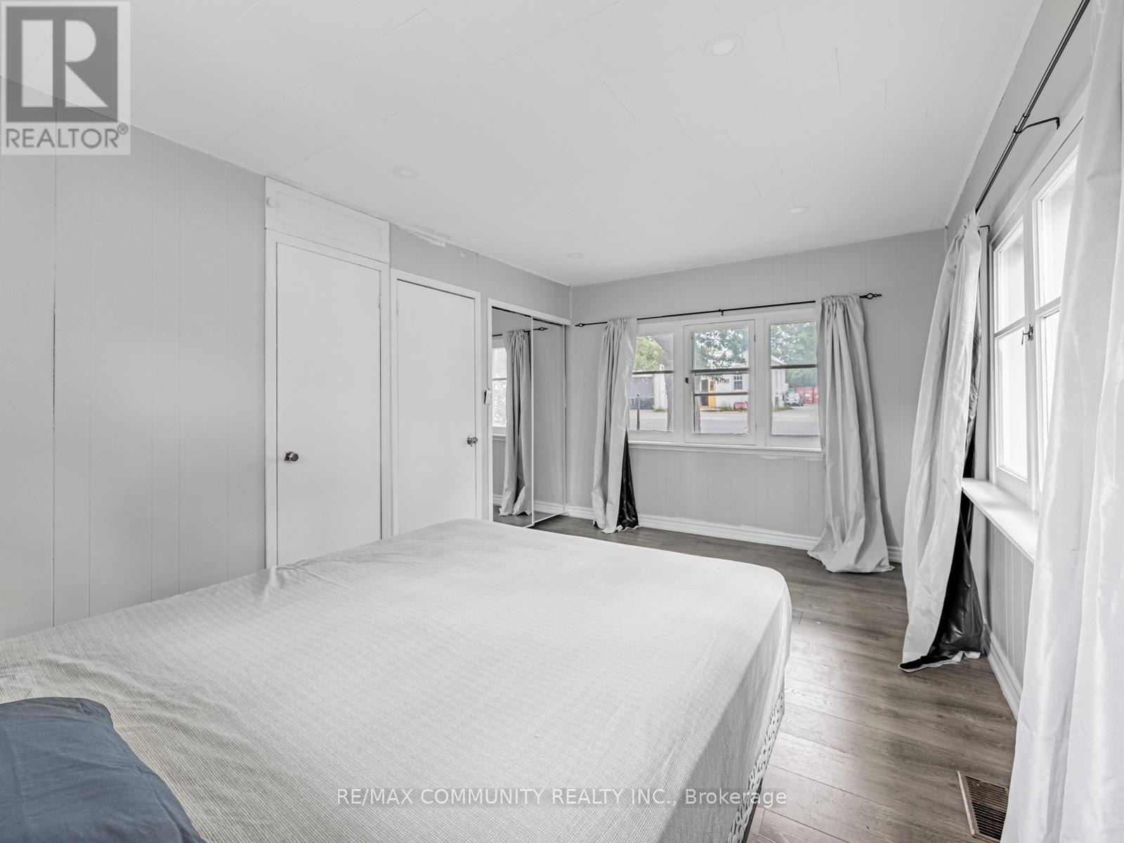 36 North Street, Kawartha Lakes (Bobcaygeon), Ontario  K0M 1A0 - Photo 19 - X12474628