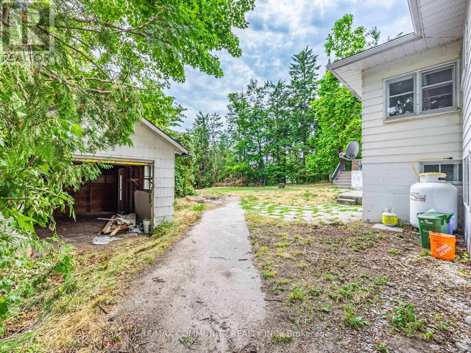36 North Street, Kawartha Lakes (Bobcaygeon), Ontario  K0M 1A0 - Photo 24 - X12474628