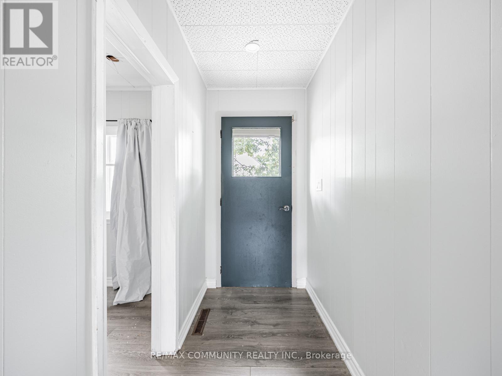 36 North Street, Kawartha Lakes (Bobcaygeon), Ontario  K0M 1A0 - Photo 4 - X12474628
