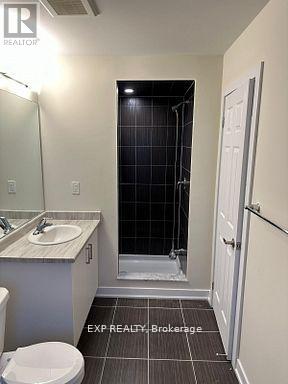 54 Rowlock Street, Welland, Ontario  L3B 0M7 - Photo 12 - X12474651