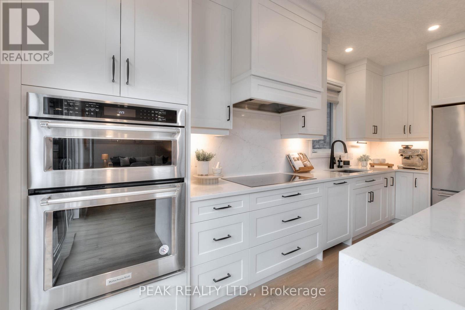 231 Forest Creek Drive, Kitchener, Ontario  N2R 0M2 - Photo 16 - X12474680