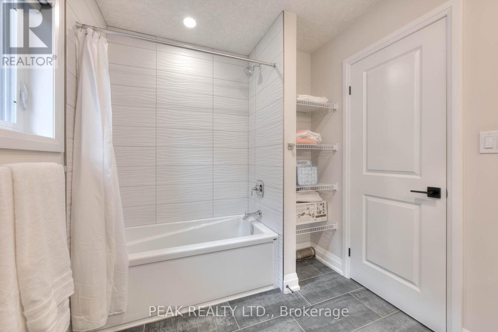 231 Forest Creek Drive, Kitchener, Ontario  N2R 0M2 - Photo 34 - X12474680