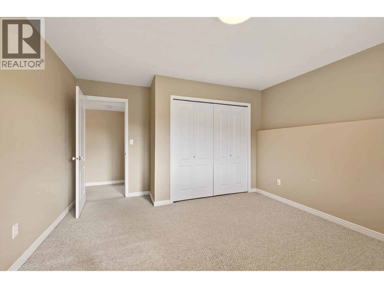 3460 Navatanee Drive, Kamloops, British Columbia  V2H 1S1 - Photo 32 - 10366414