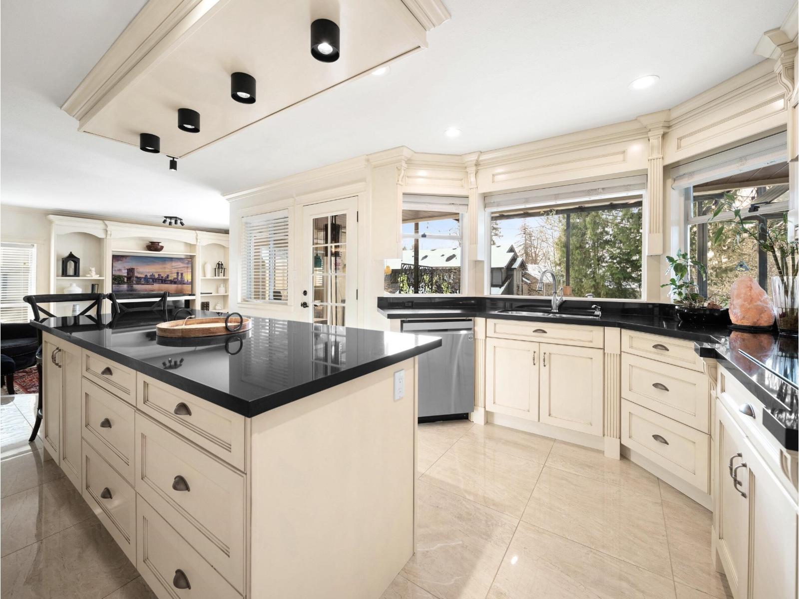 15160 81 Avenue, Surrey, British Columbia V3S 7B9 - Photo 5 - R3046334