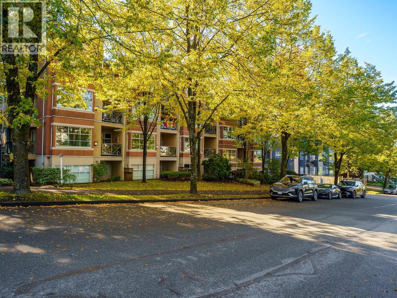 410 2388 TRIUMPH STREET, vancouver, British Columbia