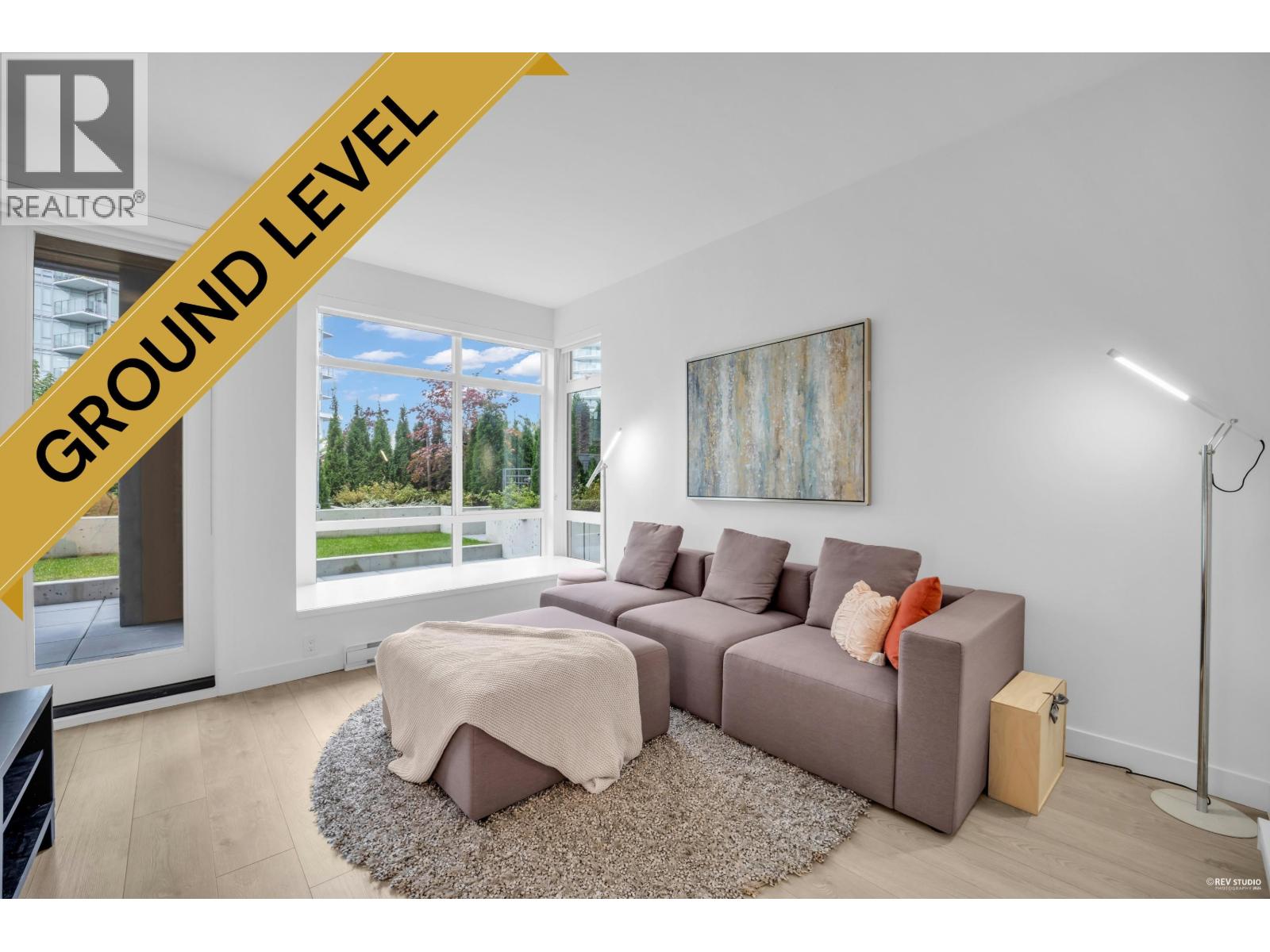 206 7123 11th Avenue, Burnaby, British Columbia  V3N 0J6 - Photo 1 - R3060592