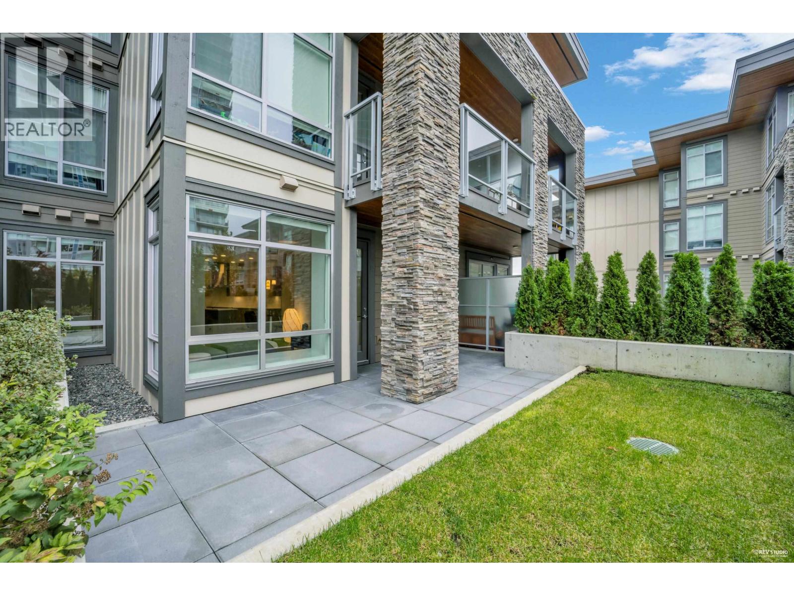 206 7123 11th Avenue, Burnaby, British Columbia  V3N 0J6 - Photo 4 - R3060592