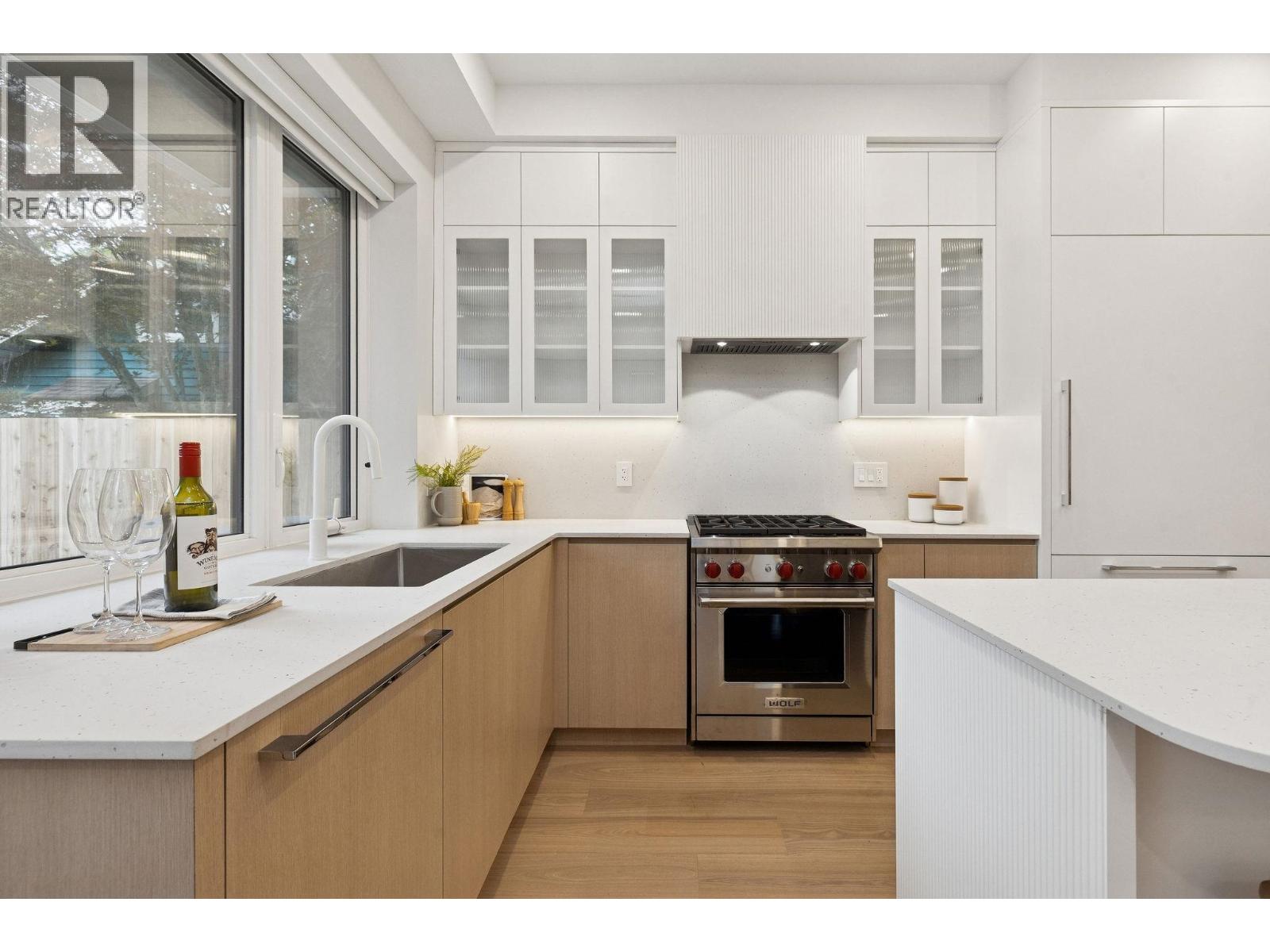 2 7 E 23rd Avenue, Vancouver, British Columbia  V5V 1W8 - Photo 7 - R3060616