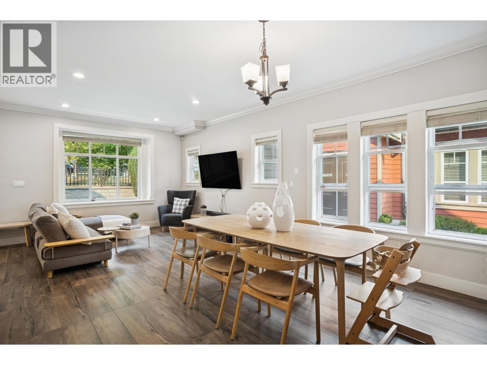 102 910 Delestre Avenue, Coquitlam, British Columbia  V3K 2G6 - Photo 16 - R3060618