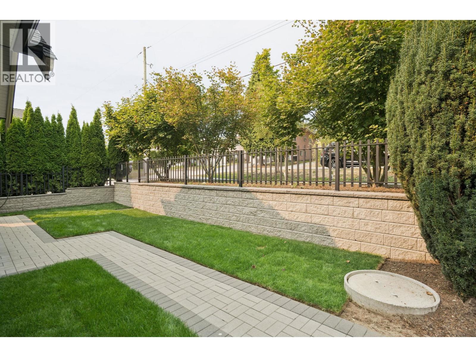 102 910 Delestre Avenue, Coquitlam, British Columbia  V3K 2G6 - Photo 34 - R3060618