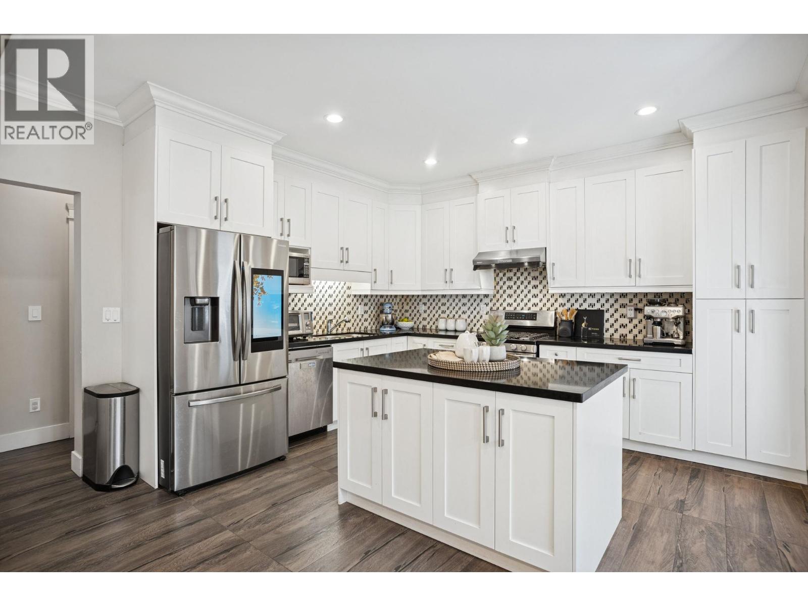 102 910 Delestre Avenue, Coquitlam, British Columbia  V3K 2G6 - Photo 4 - R3060618