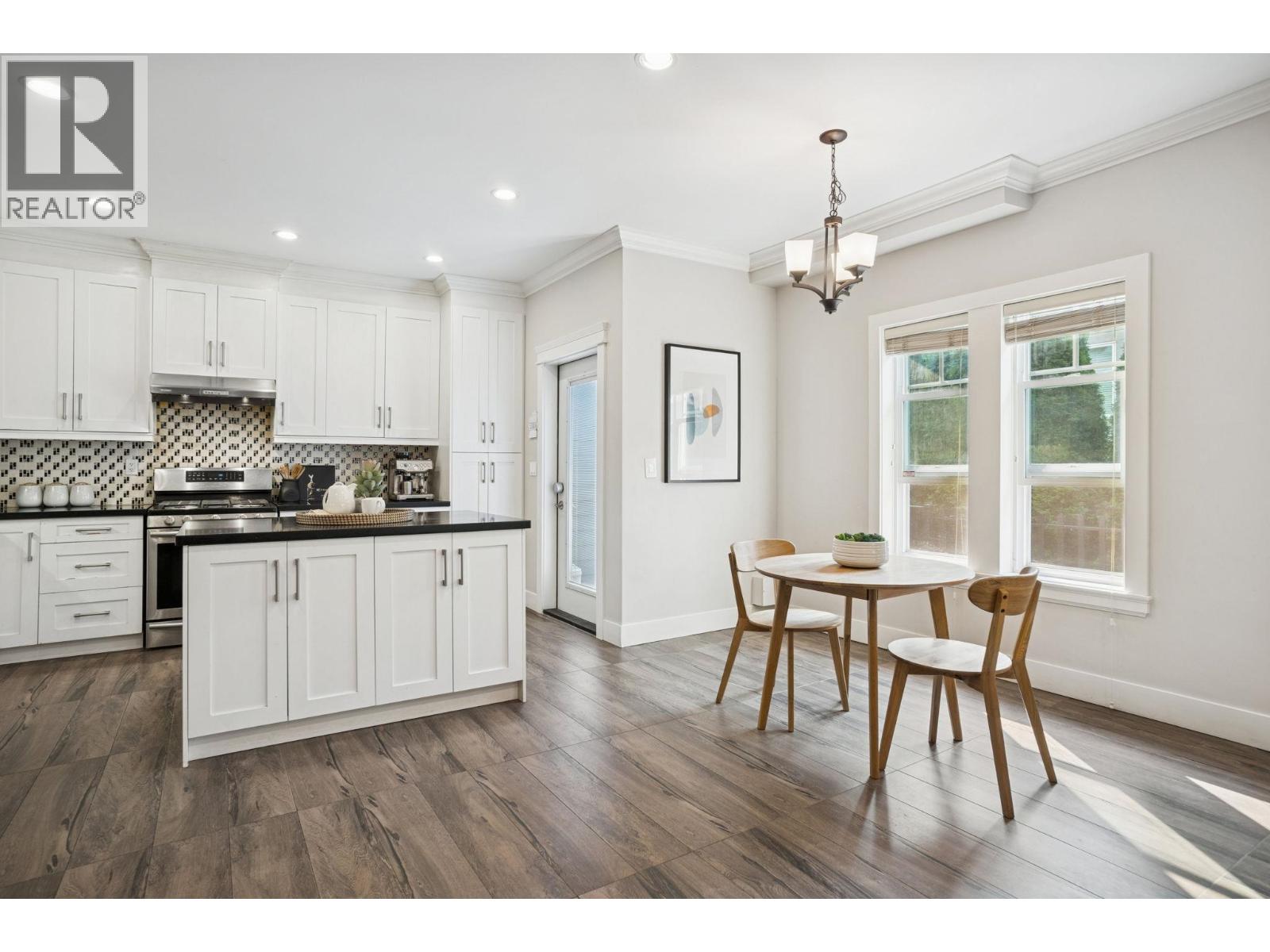 102 910 Delestre Avenue, Coquitlam, British Columbia  V3K 2G6 - Photo 9 - R3060618