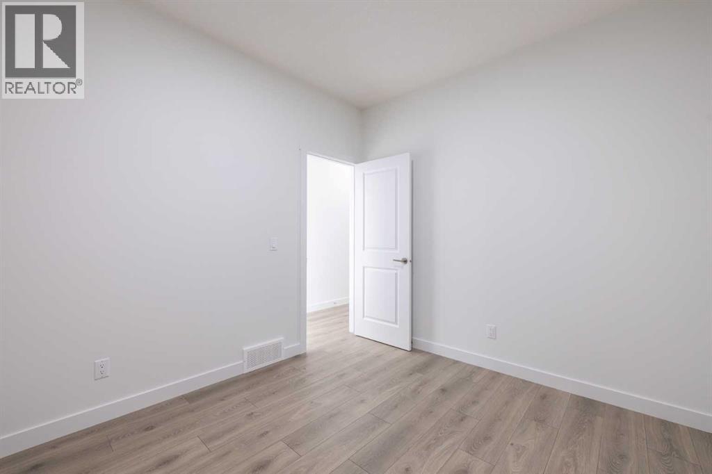 81 Sora Gardens Se, Calgary, Alberta  T3S 0V3 - Photo 13 - A2261392