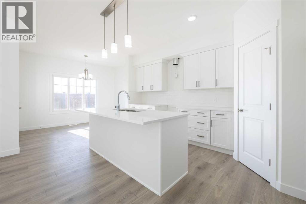 81 Sora Gardens Se, Calgary, Alberta  T3S 0V3 - Photo 3 - A2261392