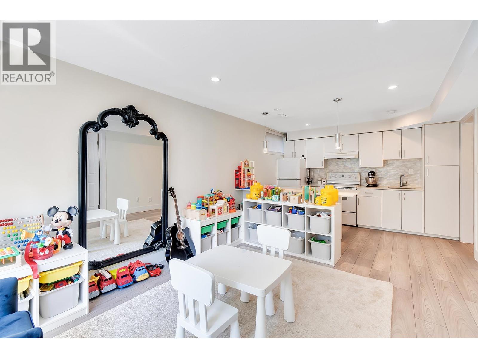 633 Fir Street, North Vancouver, British Columbia  V7M 1W3 - Photo 40 - R3060589