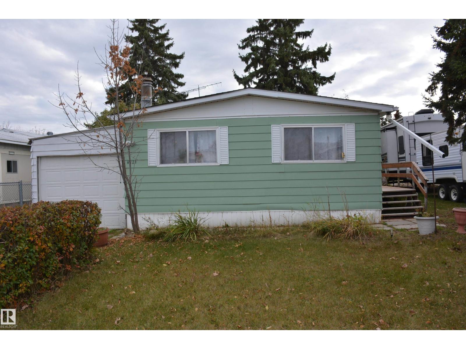 4521 51 Av, Barrhead, Alberta  T7N 1A3 - Photo 2 - E4462974