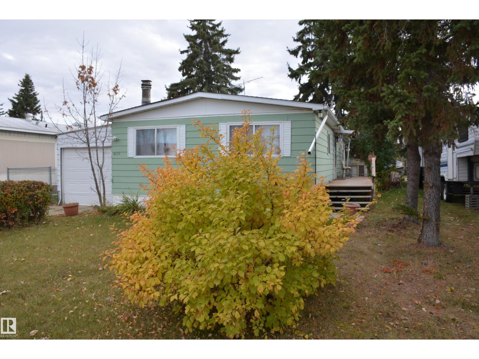 4521 51 Av, Barrhead, Alberta  T7N 1A3 - Photo 3 - E4462974