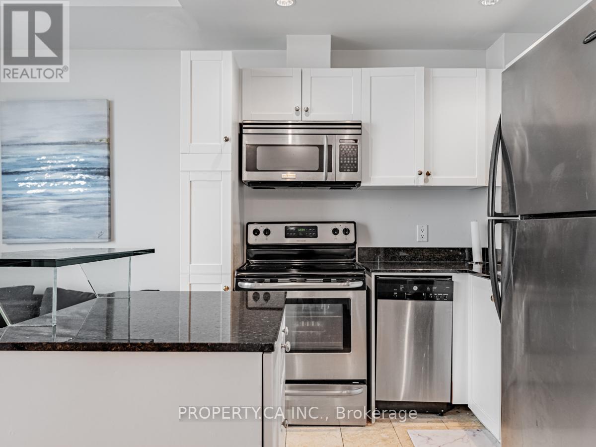 2109 - 218 Queens Quay W, Toronto, Ontario  M5J 2Y6 - Photo 6 - C12474715