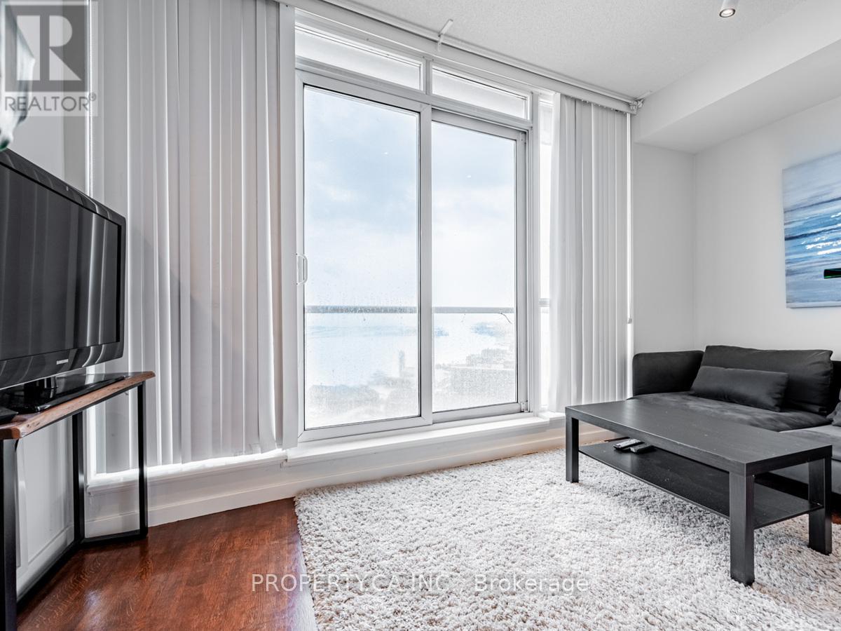2109 - 218 Queens Quay W, Toronto, Ontario  M5J 2Y6 - Photo 8 - C12474715